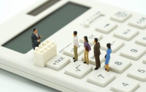 جرایم مالیاتی و روش‌های کاهش آن