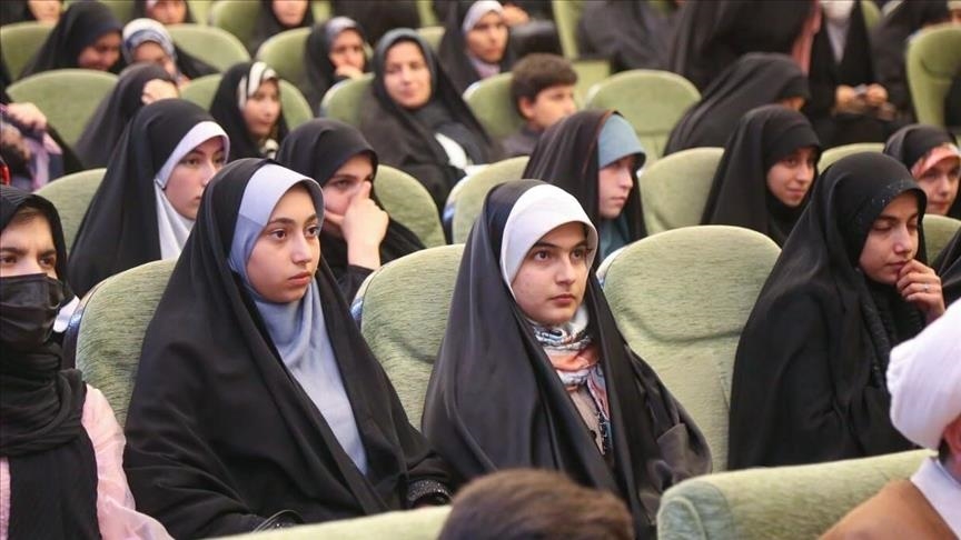 چرا نسل جوان به مشاوره مذهبی نیاز دارد؟ بررسی چالش‌ها، دغدغه‌ها و راهکارها