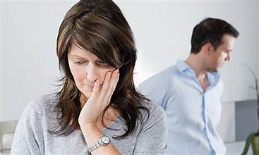تفاوت‌ در سبک زندگی و تربیت؛ چگونه با همسرمان به تفاهم برسیم؟