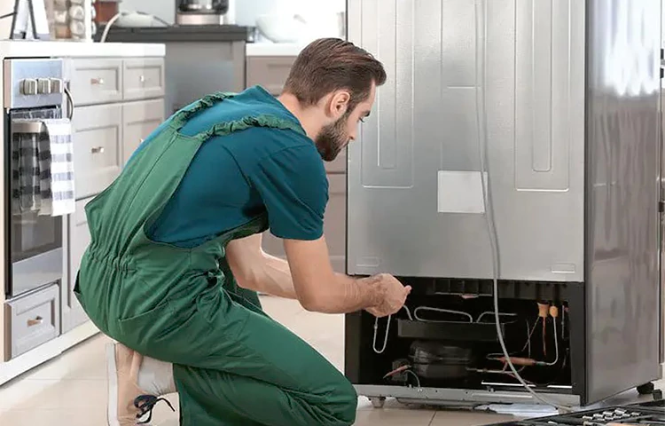 علت کار نکردن اتومات یخچال و راه‌حل‌های فوری از زبان تعمیرکار