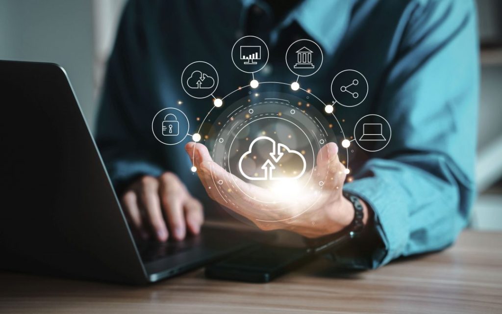 مدیریت چرخه عمر توسعه نرم‌افزار 