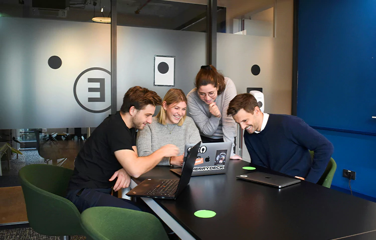 تأثیر فرهنگ سازمانی بر موفقیت استارتاپ