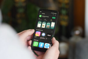 مدیریت مجوزهای اپلیکیشن‌ها؛ کدام دسترسی‌ها خطرناک‌اند؟