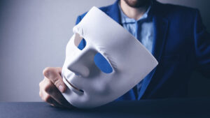 جعل هویت در پیام‌رسان‌ها؛ راهنمای جامع حقوقی و پیشگیرانه