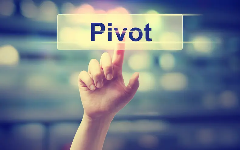Pivot استارتاپ چیست و چه زمانی باید انجام شود؟