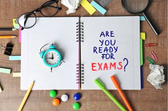 برنامه‌ریزی هوشمندانه برای موفقیت در آزمون‌های IELTS و TOEFL: راهنمای جامع