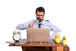 چگونه سابقه کاری کم را در رزومه حرفه‌ای نشان دهیم؟