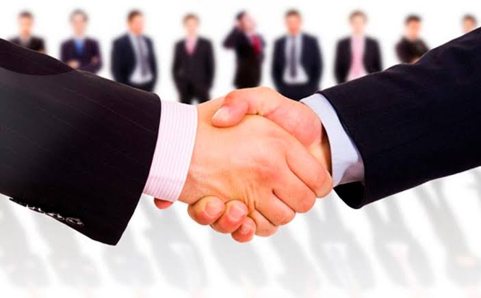 چگونه یک نامه معرفی کوتاه برای درخواست استخدام بنویسیم؟